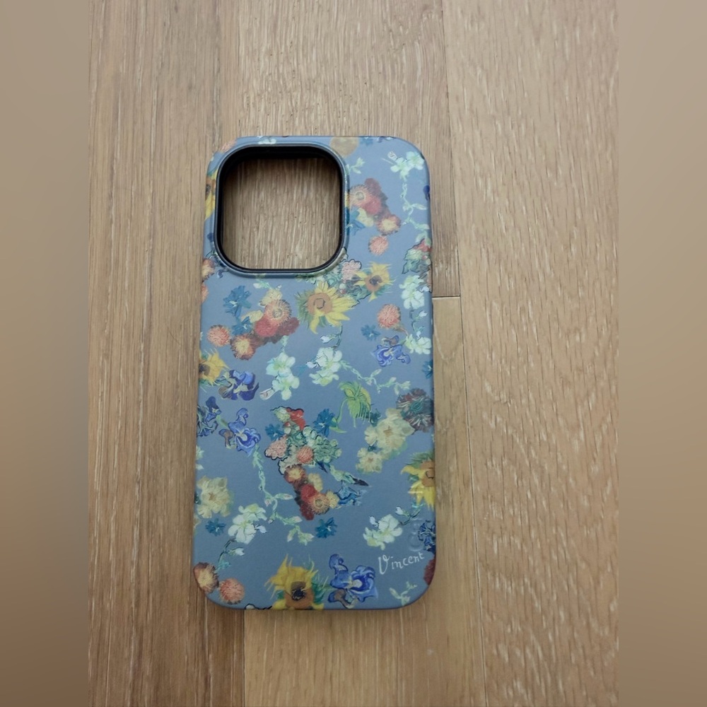 Casely iPhone 15 Pro Van Gogh Flowers Phone Case
